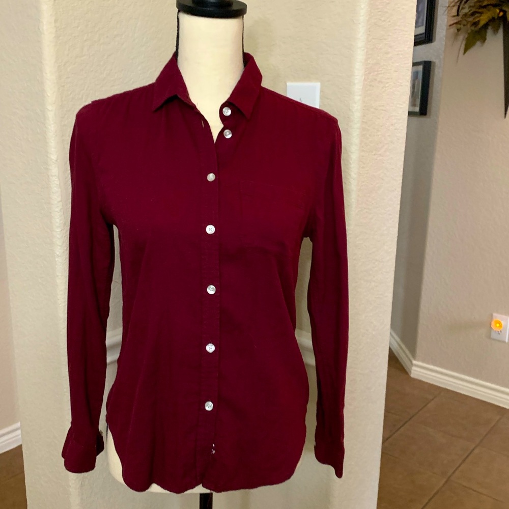 American Eagle Outfitters maroon button down long sleeve shirt Size XS